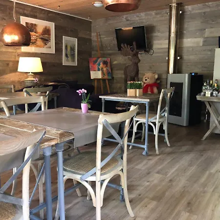 Chalet A L'aise Met Wellness, Durbuy